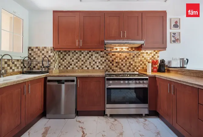 155576218 - Property Image 2