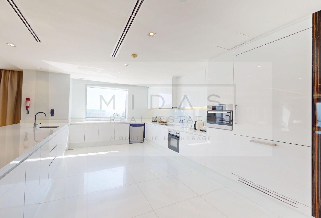 Exclusive I Penthouse I Panoramic Views I Spacious photo 9