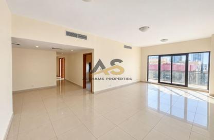 Apartment - 4 - 5 for rent in Golden Sands 9 - Al Mankhool - Bur Dubai - Dubai