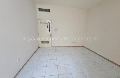 Apartment - 2 - 3 for rent in Ibtikar 2 - Al Majaz 2 - Al Majaz - Sharjah