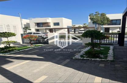 Villa - 4 Bedrooms - 4 Bathrooms for sale in Noya Viva - Noya - Yas Island - Abu Dhabi
