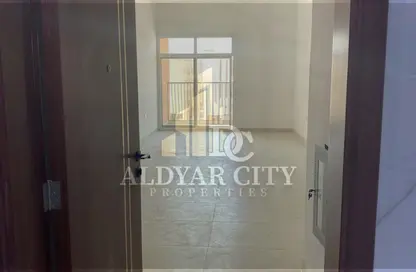 شقة - غرفة نوم - 2 حمامات للايجار في 3 المويهات - المويهات - عجمان