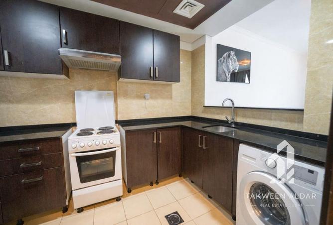 74233230 - Property Image 3