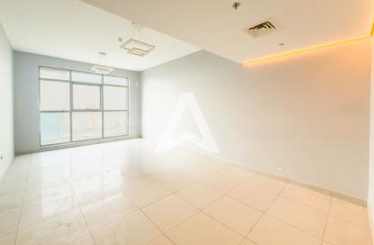 Apartment - 2 Bedrooms - 3 Bathrooms for sale in Paradise View 1 - Majan - Dubai