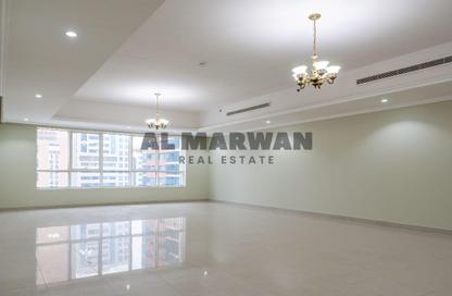 Apartment - 4 Bedrooms - 5 Bathrooms for rent in Robot Park Tower - Al Khan - Sharjah Apartment - 4 Bedrooms - 5 Bathrooms for rent in Robot Park Tower - Al Khan - Sharjah