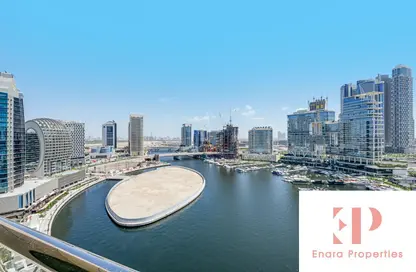 شقة - 2 غرف نوم - 3 حمامات للايجار في برج كورال - الخليج التجاري - دبي