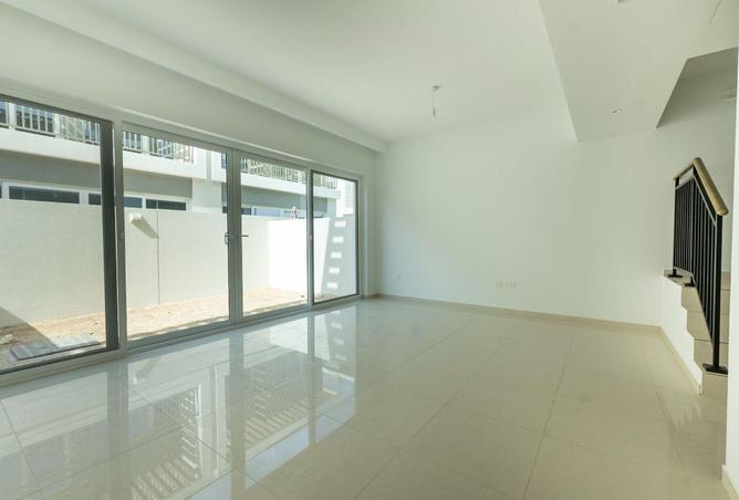 54528118 - Property Main Image