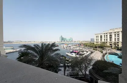 شقة - 2 غرف نوم - 3 حمامات للايجار في بالازيو فيرساتشي - القرية التراثية - دبي