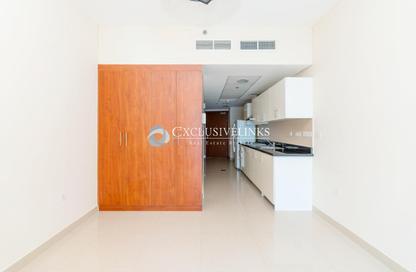 Apartment - Studio - 1 for rent in Park Tower B - Park Towers - DIFC - Dubai
