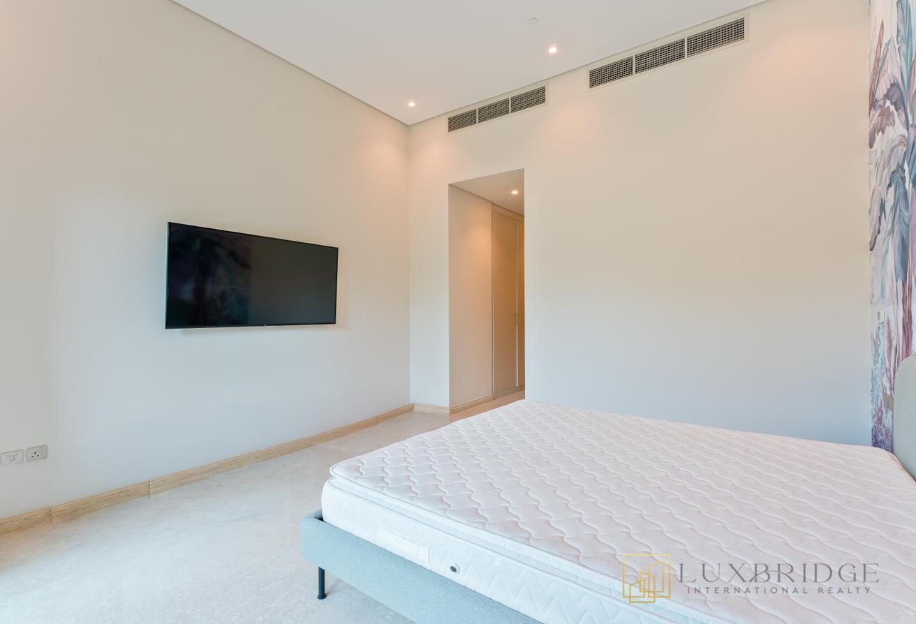 Vacant | Furnished | Prime Location photo 12