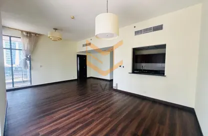 Apartment - 1 Bedroom - 2 Bathrooms for rent in Green Lakes Towers - JLT Cluster S - Jumeirah Lake Towers - Dubai