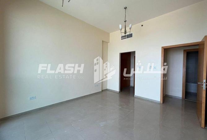 87866983 - Property Image 3
