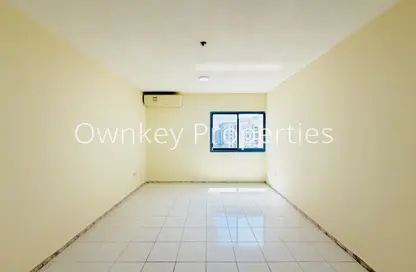 Apartment - 1 Bedroom - 1 Bathroom for rent in Mankhool Building - Mankhool - Bur Dubai - Dubai