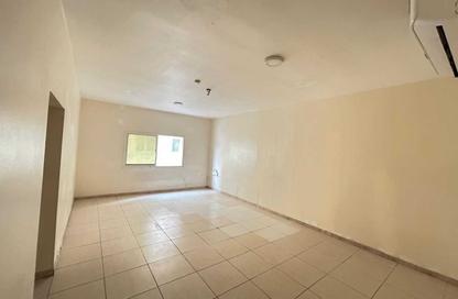 Apartment - 2 - 2 for rent in Muweileh Community - Muwaileh Commercial - Sharjah