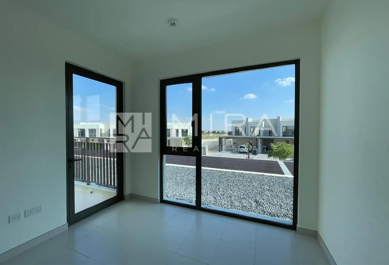 156897610 - Property Main Image