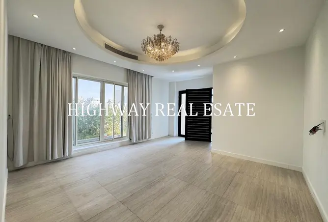 147329611 - Property Image 2
