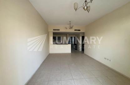 Apartment - 2 - 3 for rent in Mazaya 23 - Queue Point - Liwan - Dubai