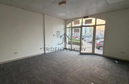 Shop - Studio - 1 Bathroom for rent in Al Warsan 1 - Al Warsan - Dubai