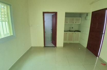 Apartment - Studio - 1 Bathroom for rent in Fire Station Road - Muwaileh - Sharjah