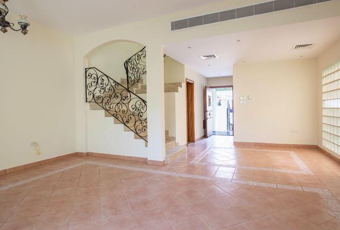 78200085 - Property Image 2