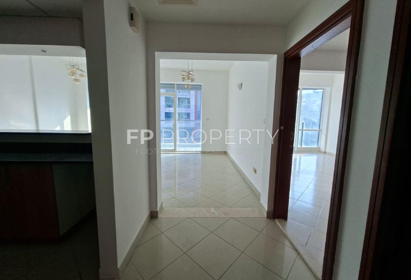 Higher Floor | Bright | Ready to Move photo 9