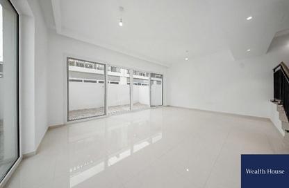 Townhouse - 4 - 4 for rent in Verona - Damac Hills 2 - Dubai