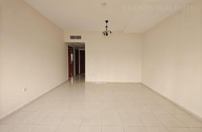 Apartment - 1 Bedroom - 2 Bathrooms for rent in Muwaileh 29 Building - Muwaileh - Sharjah