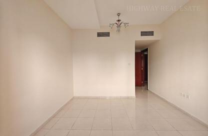 Apartment - 1 Bedroom - 2 Bathrooms for rent in Muwaileh 29 Building - Muwaileh - Sharjah