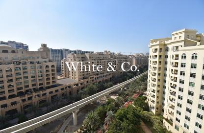 Apartment - 1 Bedroom - 2 Bathrooms for rent in Al Khushkar - Shoreline Apartments - Palm Jumeirah - Dubai
