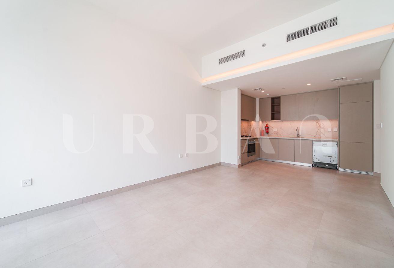 Brand New | Never Lived In | Building Specialist photo 5