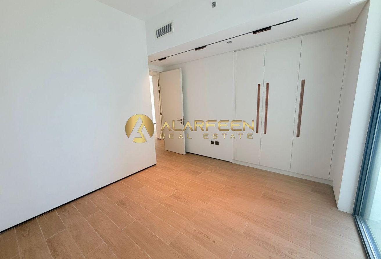 Semi Furnished 2BR | Vacant | New Building photo 4