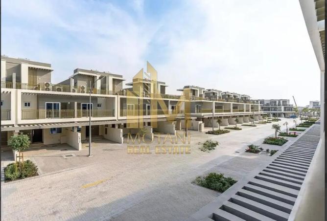 64433702 - Property Main Image