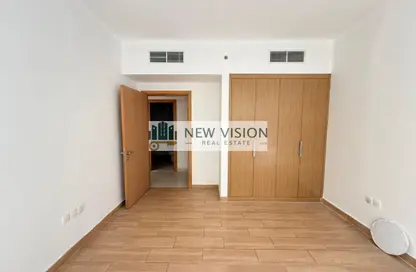 شقة - 2 غرف نوم - 3 حمامات للايجار في مجمع مويلح - تجارية مويلح - الشارقة