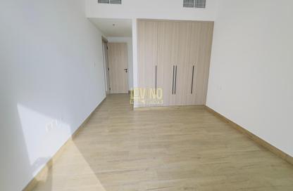 Apartment - 3 Bedrooms - 5 Bathrooms for rent in Liwan Circle - Liwan - Dubai Land - Dubai