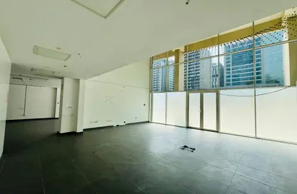 Shop - Studio - 2 Bathrooms for rent in Capital Golden Tower - Business Bay - Dubai