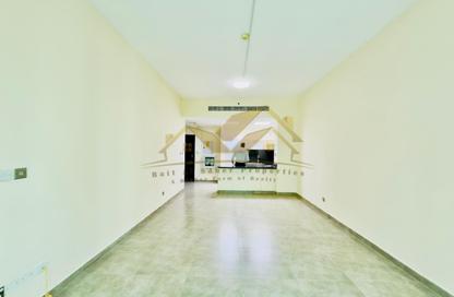 Apartment - 1 - 1 for rent in Al Mankhool - Bur Dubai - Dubai
