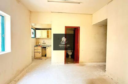 Apartment - Studio - 1 Bathroom for rent in Muwaileh 29 Building - Muwaileh - Sharjah
