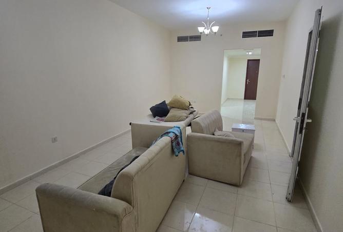 121096461 - Property Image 2