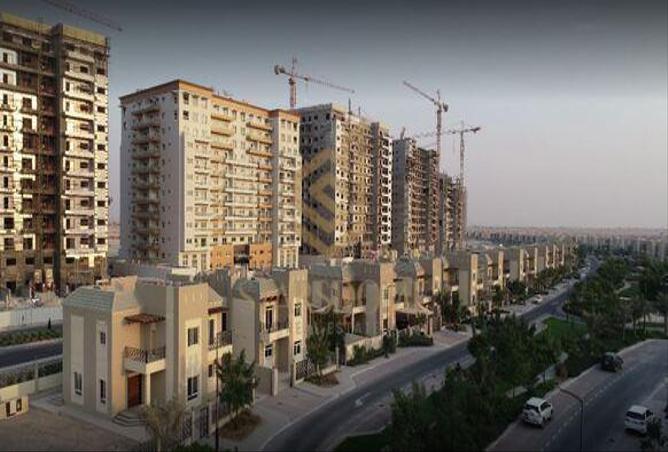 2 BR Apt in Aladdin, Living Legends