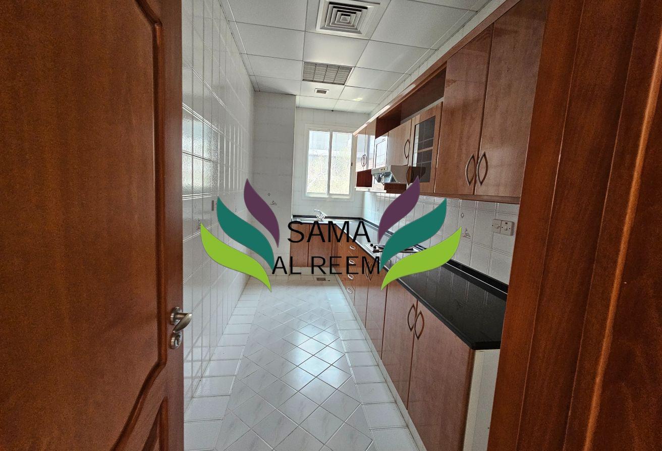 Spacious 5Bed Study Villa| Maid |Driver | Jumeirah photo 21