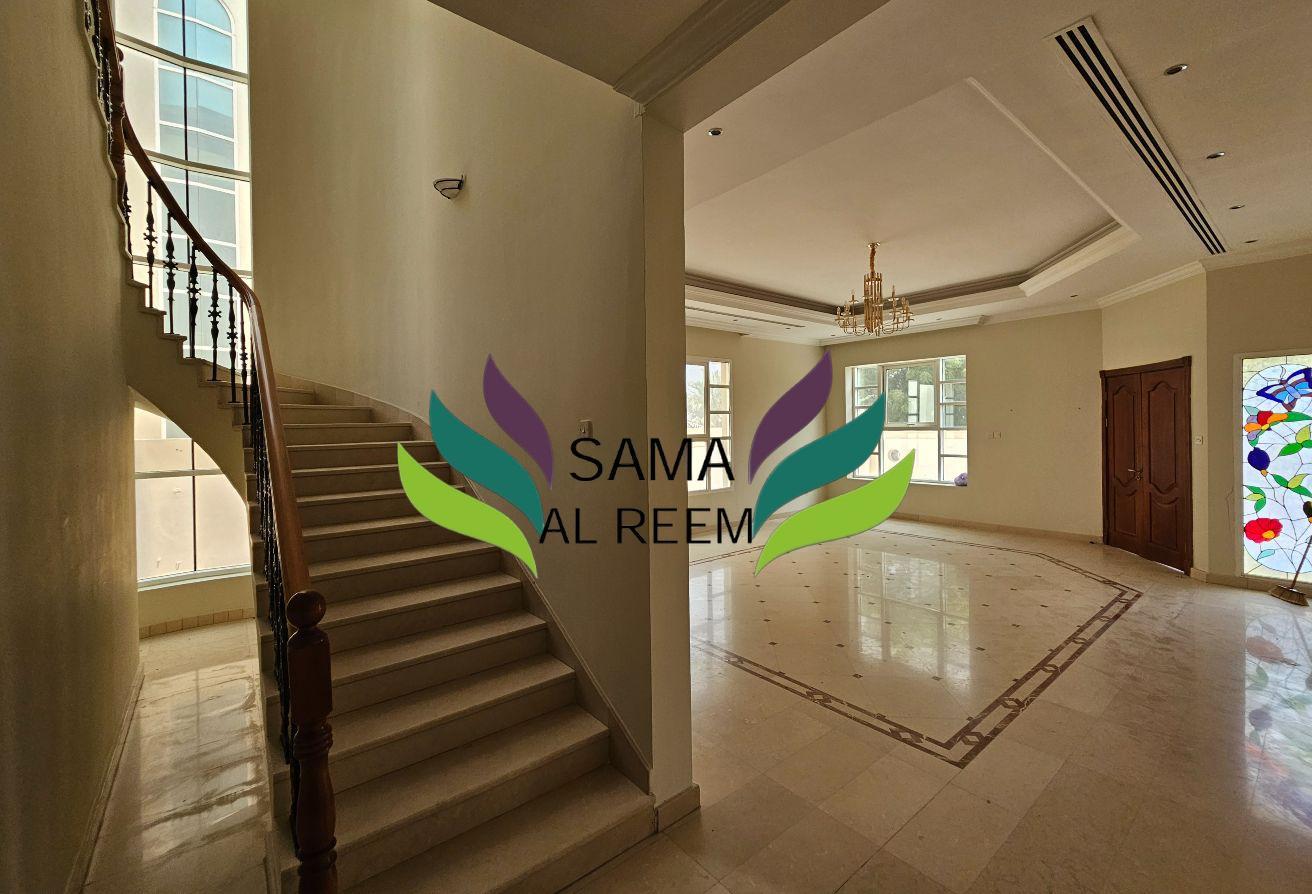 Spacious 5Bed Study Villa| Maid |Driver | Jumeirah photo 11