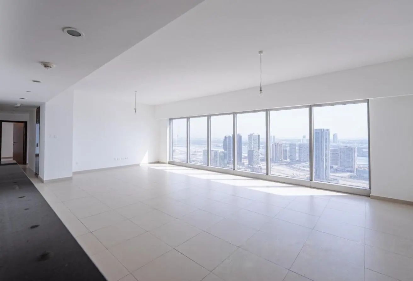 Specious 3BR+Maid | High Floor | Sea & City Views