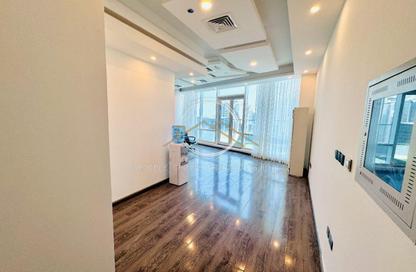 Office Space - Studio for rent in Park Lane Tower - Business Bay - Dubai