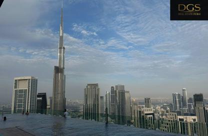 Apartment - 1 - 2 for rent in Paramount Tower Hotel  and  Residences - Business Bay - Dubai