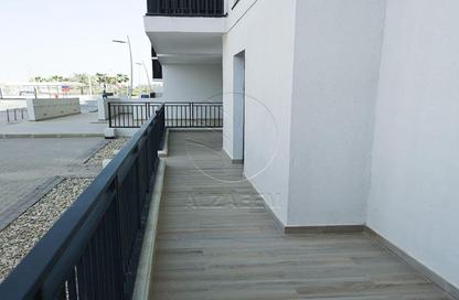 Apartment - 2 Bedrooms - 2 Bathrooms for rent in Waters Edge - Yas Island - Abu Dhabi