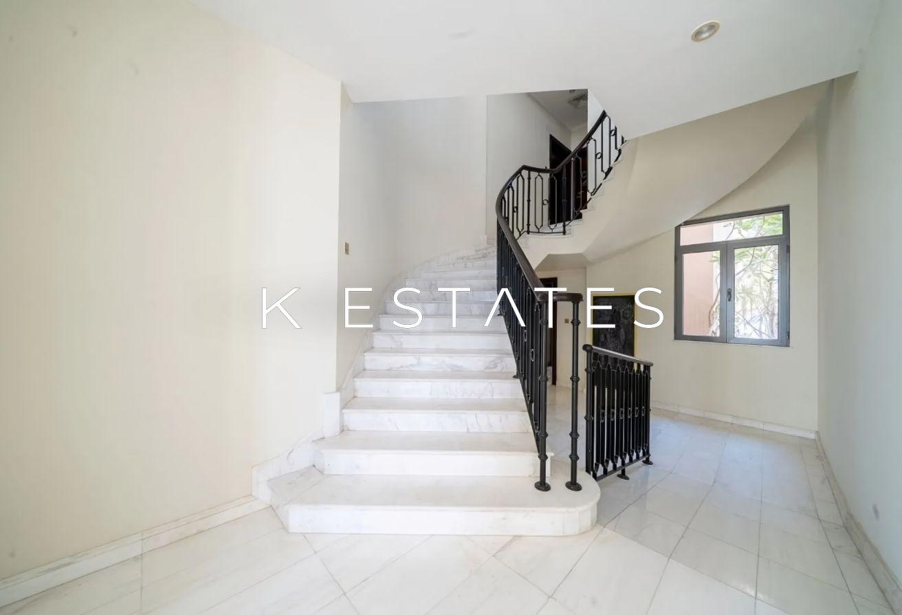 Signature Villas Frond K