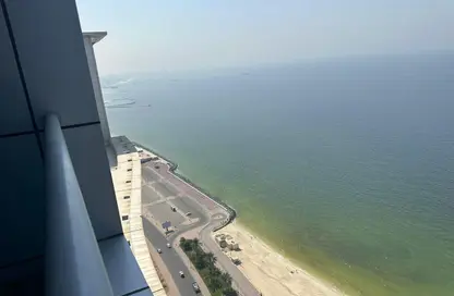 شقة - 2 غرف نوم - 3 حمامات للبيع في مساكن كورنيش عجمان - طريق كورنيش عجمان - عجمان