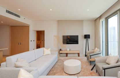 Apartment - 4 - 5 for sale in Vida Dubai Mall Tower 1 - Vida Residences Dubai Mall - Downtown Dubai - Dubai