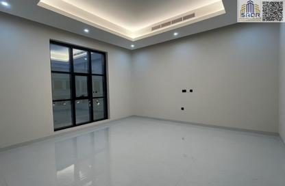 Villa - 5 - 6 for rent in Al Raqaib 2 - Al Raqaib - Ajman