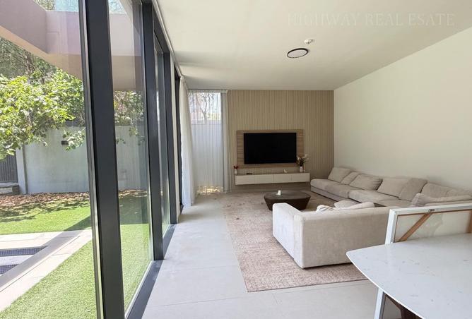 94009348 - Property Image 3